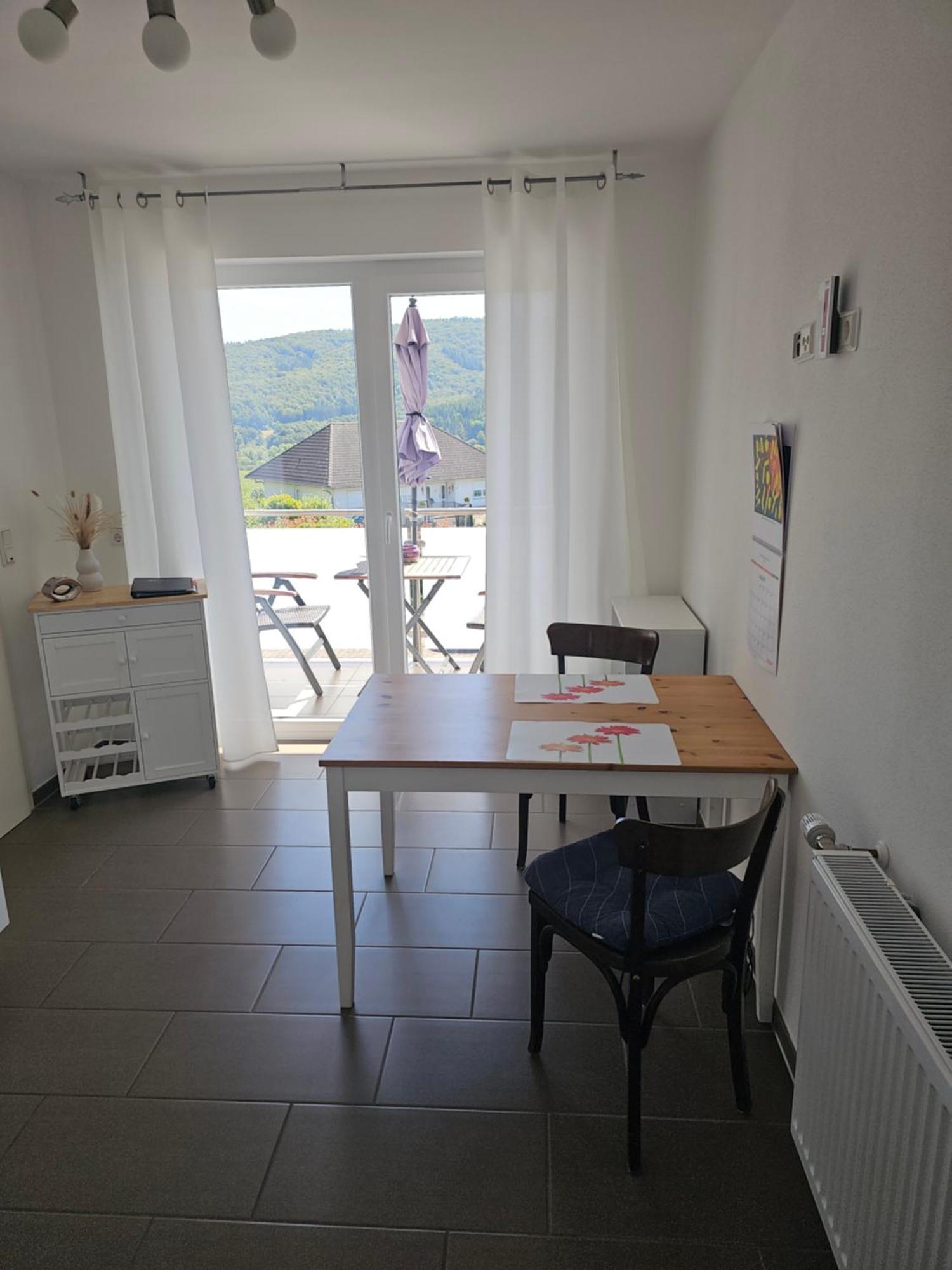 FeWo Louise Kinderbeuern Extérieur photo
